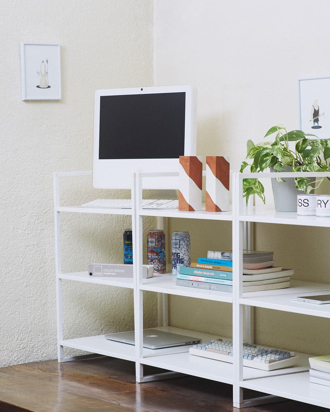 Media 2